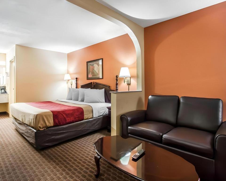 Econo Lodge Inn & Suites I-20, Exit 73 Tuscaloosa Exterior foto